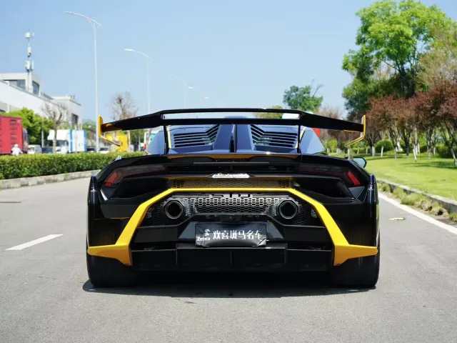 Lamborghini Huracan — Фото автомобиля 4
