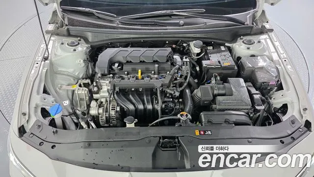 Hyundai Avante CN7 — Фото автомобиля 9