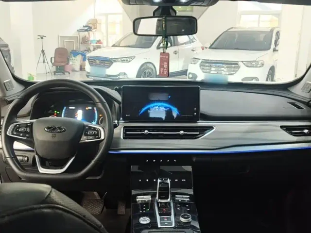 Chery Tiggo 8 — Фото автомобиля 9