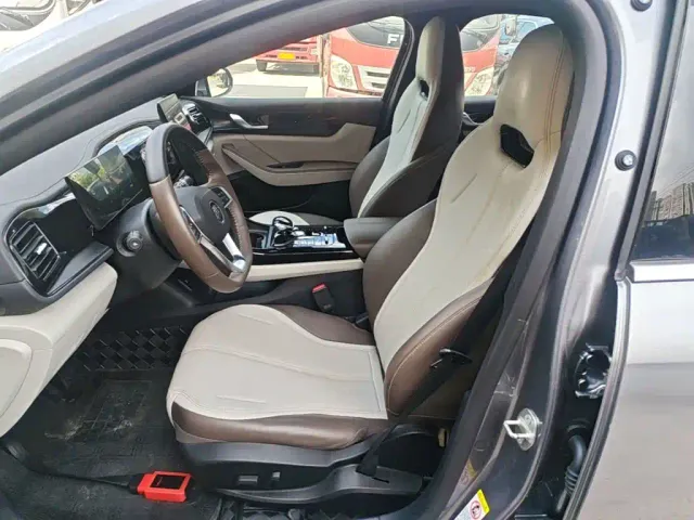BYD Qin PLUS — Фото автомобиля 14