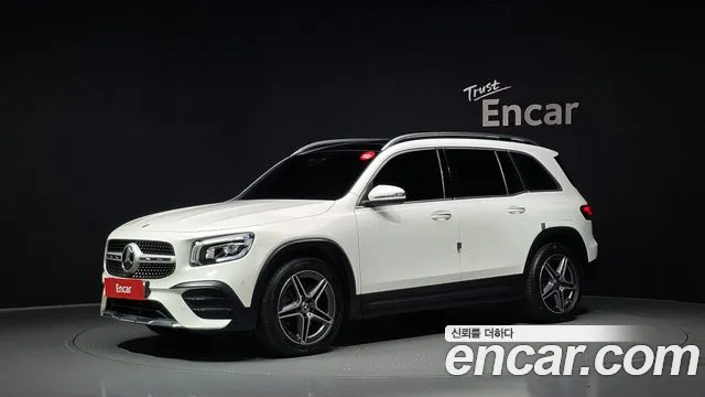 Фотография автомобиля — Mercedes-Benz GLB-Class
