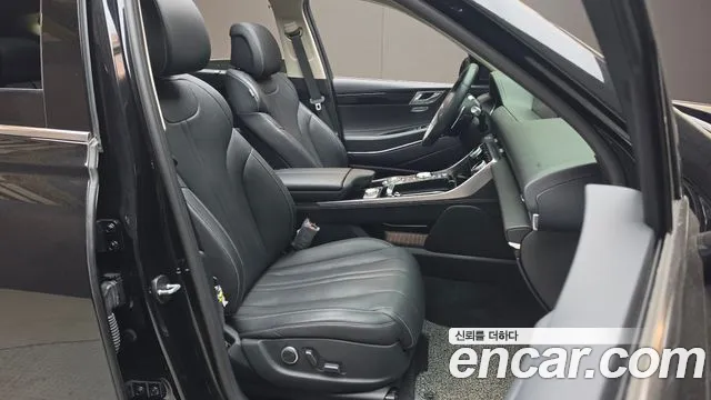 Genesis GV80 — Фото автомобиля 18