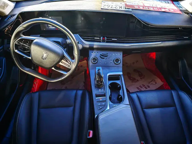 Bestune B70 — Фото автомобиля 6