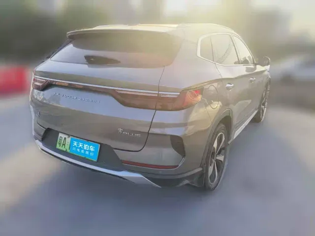 BYD Song PLUS — Фото автомобиля 2