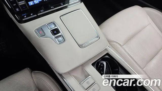 Hyundai Grandeur New — Фото автомобиля 12