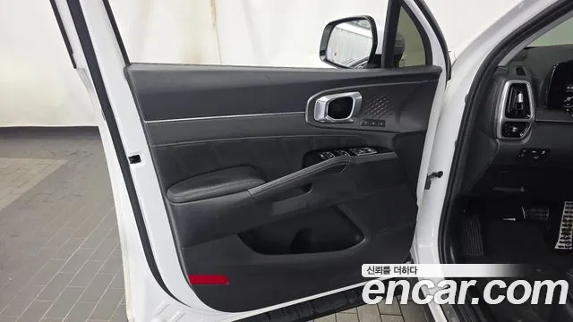 Kia Sorento Sorento 4-е поколение Бензин 2.5T 2WD — Фото автомобиля 22