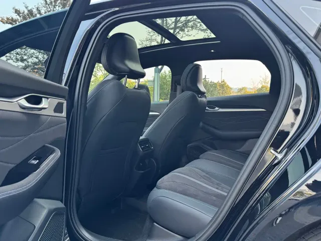 Geely Xingrui — Фото автомобиля 11
