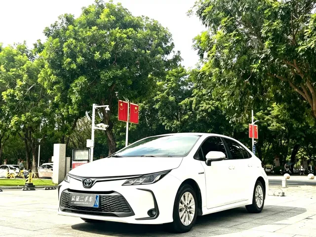 Toyota Corolla — Фото автомобиля 2