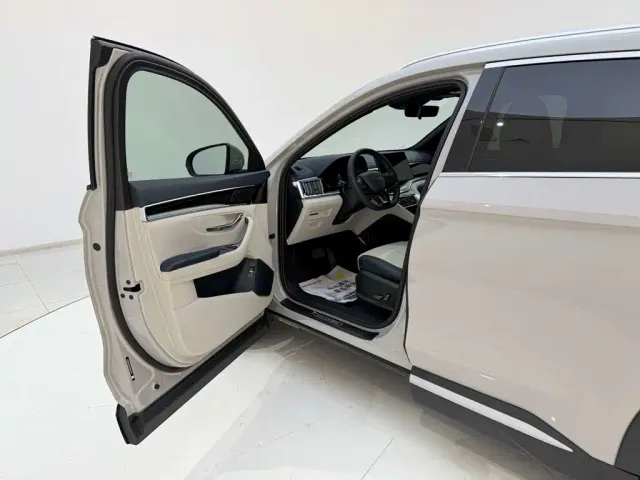 BYD Song PLUS — Фото автомобиля 3