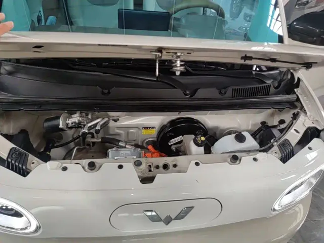 Wuling Hongguang Mini EV — Фото автомобиля 19