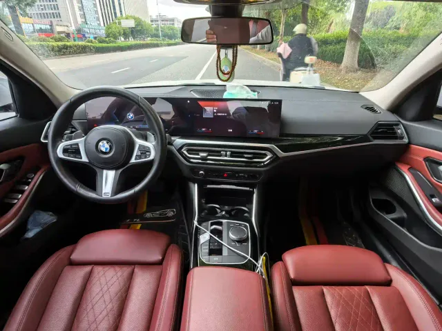 BMW 3 Series — Фото автомобиля 8