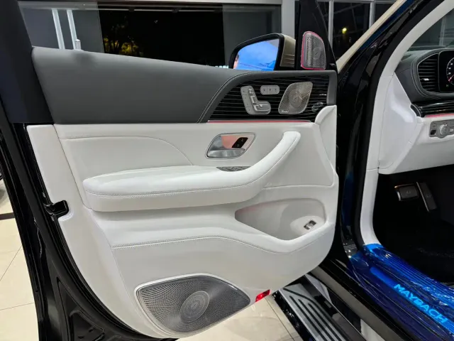 Mercedes-Benz GLS-Class — Фото автомобиля 6