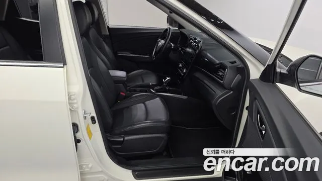 KG_Mobility_Ssangyong TIBOLI Very New Tivoli Бензин 1.5 2WD — Фото автомобиля 12