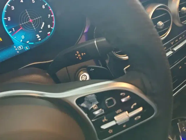 Mercedes-Benz GLC-Class — Фото автомобиля 13