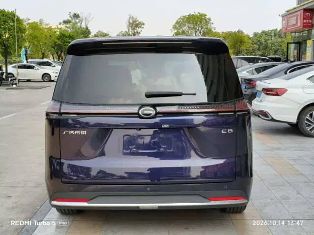 GAC Trumpchi E8 — Фото автомобиля 8