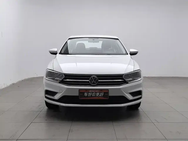 Volkswagen Bora — Фото автомобиля 3