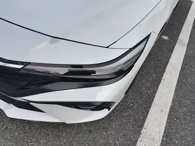 Hyundai Elantra — Фото автомобиля 5