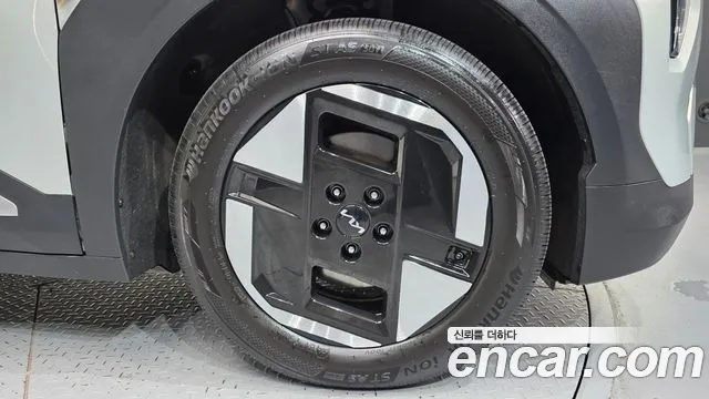 Kia EV3 — Фото автомобиля 6