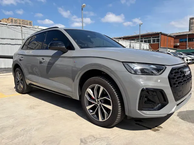 Audi Q5L — Фото автомобиля 3