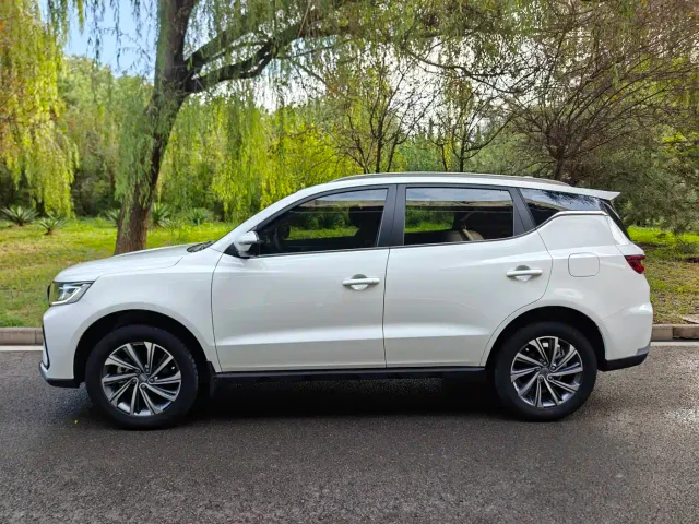 Geely Vision X6 — Фото автомобиля 3