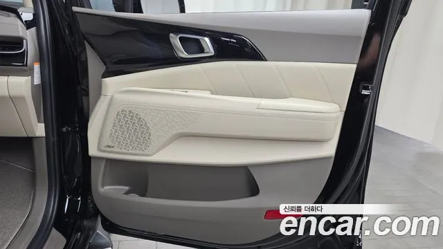 Kia Carnival 4th Gen — Фото автомобиля 14