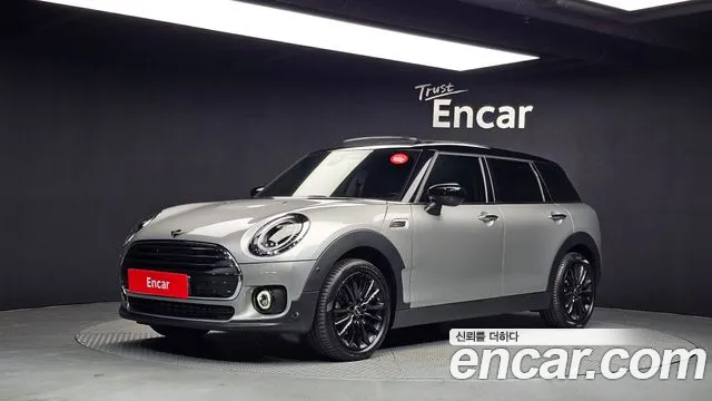 Фотография автомобиля — MINI Clubman