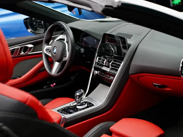 BMW 8 Series — Фото автомобиля 7