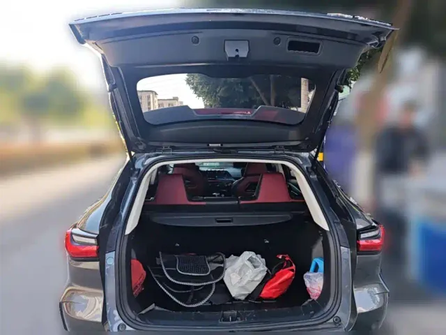 Changan Oushang X5 — Фото автомобиля 9
