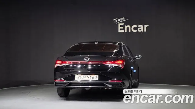 Hyundai AVANTE Avante (CN7) — Фото автомобиля 4