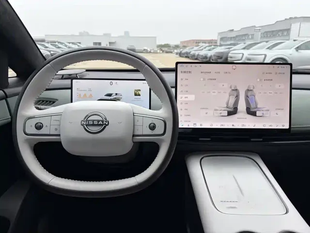 Nissan N7 — Фото автомобиля 10
