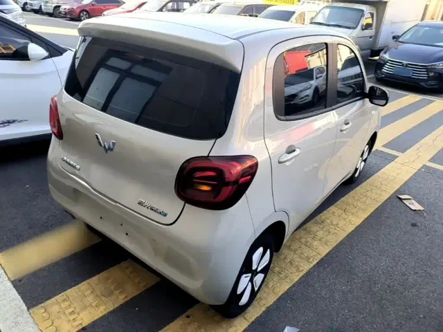 Wuling Hongguang Mini EV — Фото автомобиля 6