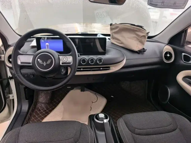 Wuling Bingo — Фото автомобиля 9