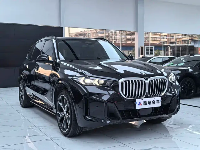 BMW X5 — Фото автомобиля 3