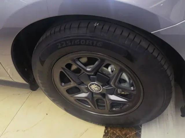 BYD Qin PLUS — Фото автомобиля 6