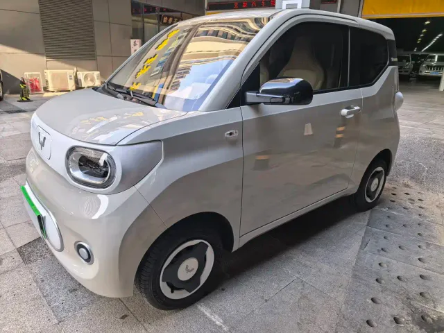 Фотография автомобиля — Wuling Hongguang Mini EV