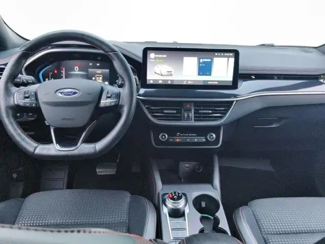 Ford Focus — Фото автомобиля 12