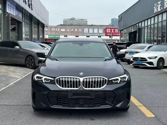 BMW 3 Series — Фото автомобиля 2