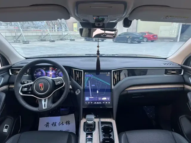 Hongqi HS7 — Фото автомобиля 6