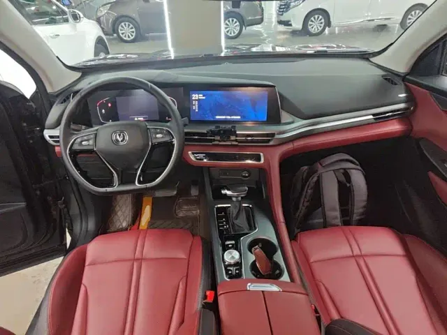 Changan CS75 Plus — Фото автомобиля 9