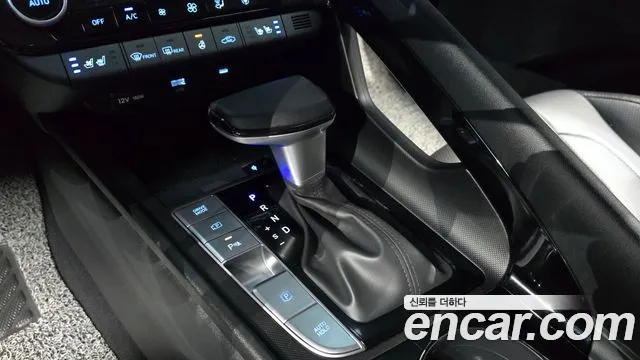 Hyundai Avante CN7 — Фото автомобиля 12