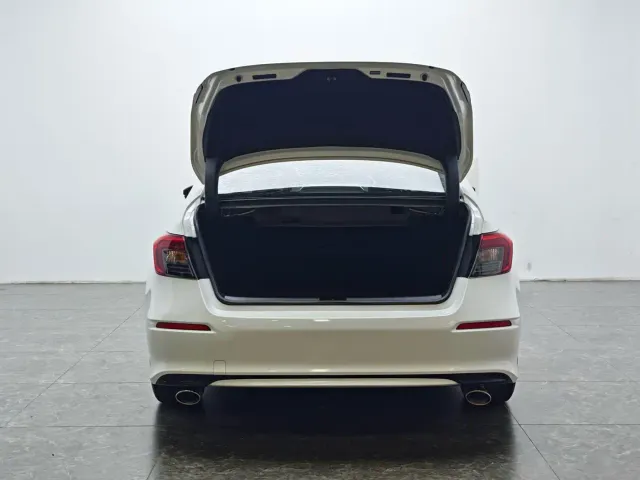 Honda Civic — Фото автомобиля 12