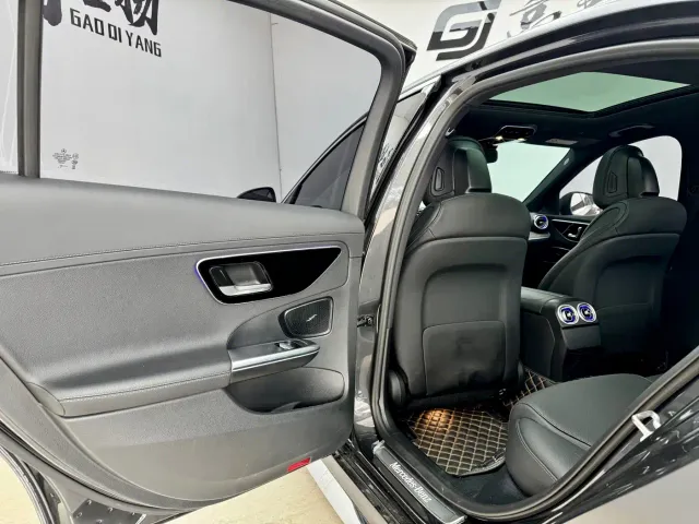 Mercedes-Benz C-Class — Фото автомобиля 10