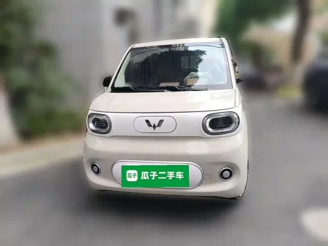 Wuling Hongguang Mini EV — Фото автомобиля 2