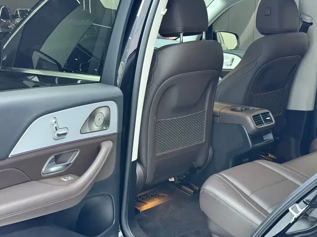 Mercedes-Benz GLE-Class — Фото автомобиля 8