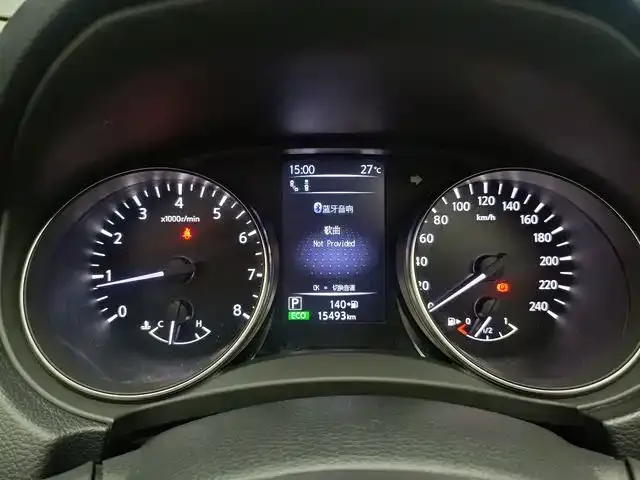 Nissan Qashqai — Фото автомобиля 10