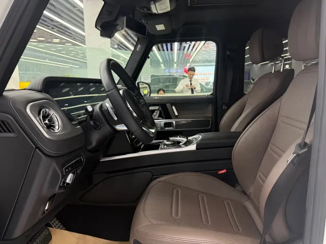 Mercedes-Benz G-Class — Фото автомобиля 5