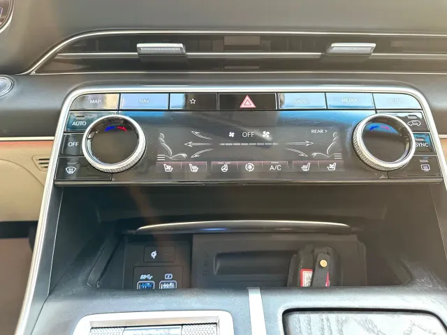 Genesis GV80 — Фото автомобиля 19