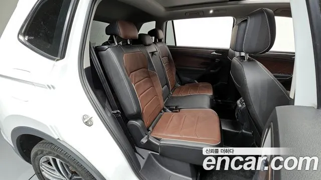 Volkswagen Tiguan — Фото автомобиля 11