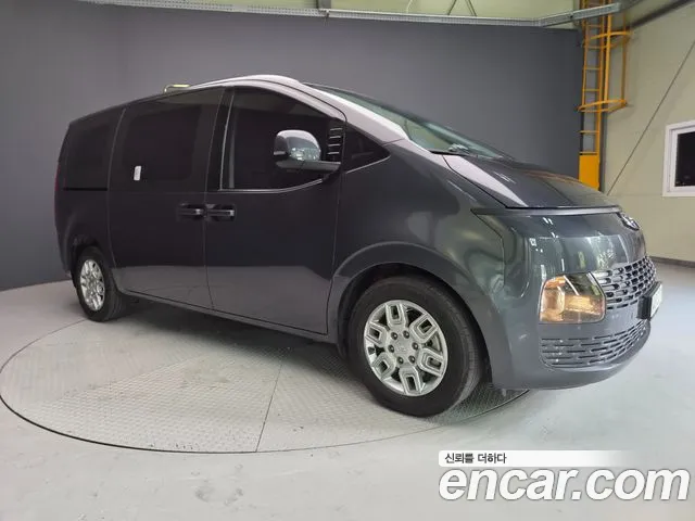 Hyundai Staria — Фото автомобиля 3