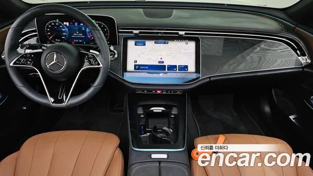 Mercedes-Benz E-Class — Фото автомобиля 7